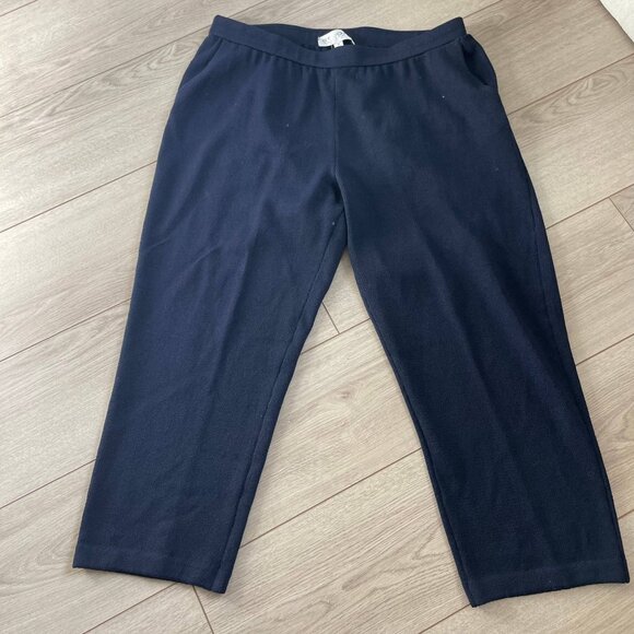 St. John Flat Front Knit Dress Pants Women's Size 14 Short Navy Blue - Picture 3 of 10